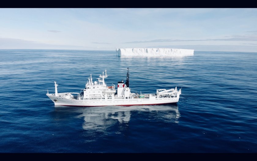 Research vessel Kaiyo-maru near an iceberg in the Southern Ocean . Photo credits: FAJ 